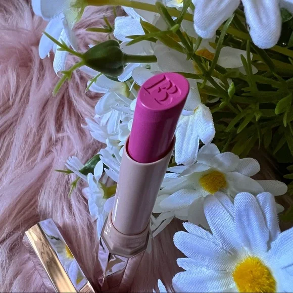 Fenty Beauty Makeup Bnwob Fenty Beauty By Rihanna Plush Matte